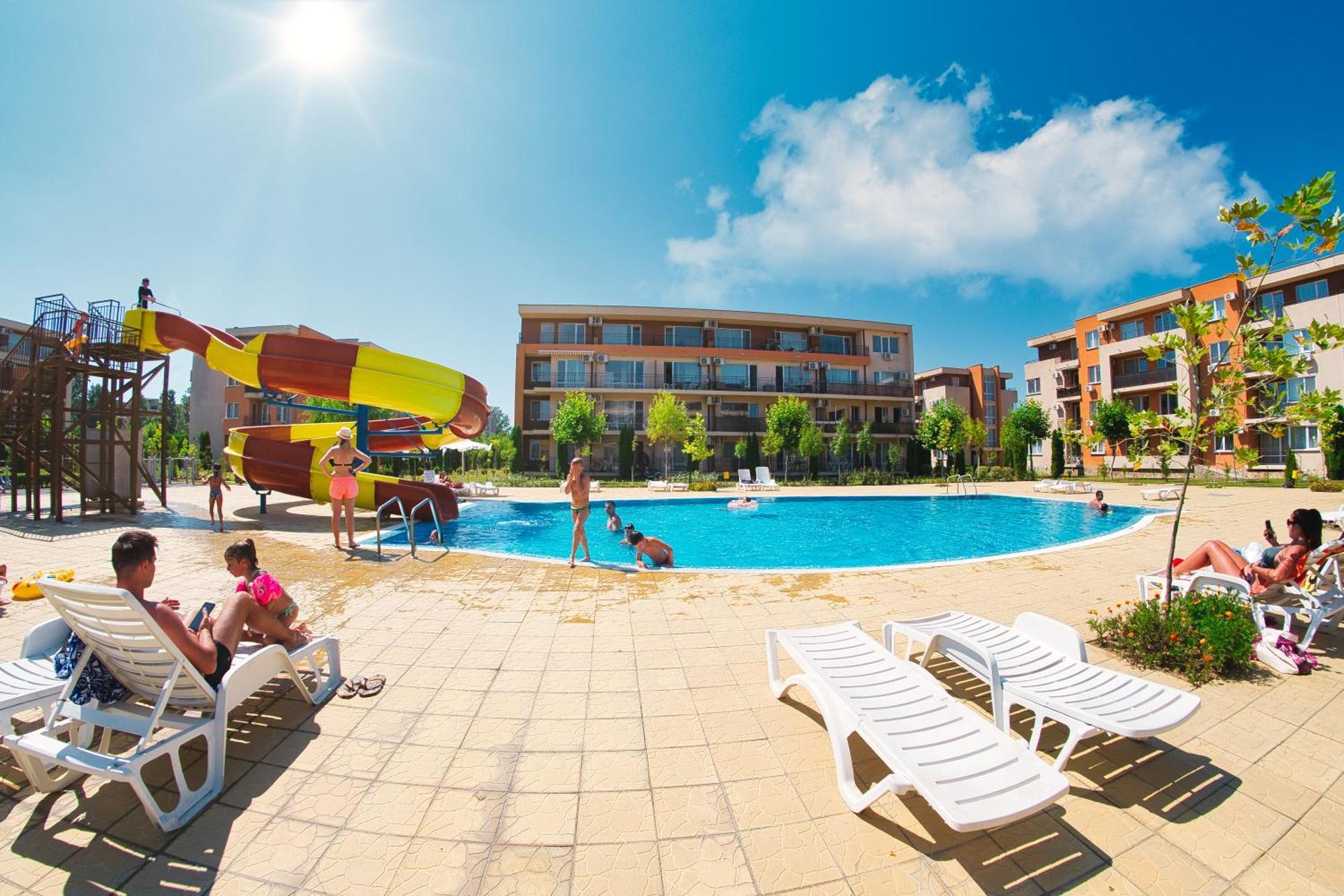 Holiday Garden Resort Sunny Beach Eksteriør billede