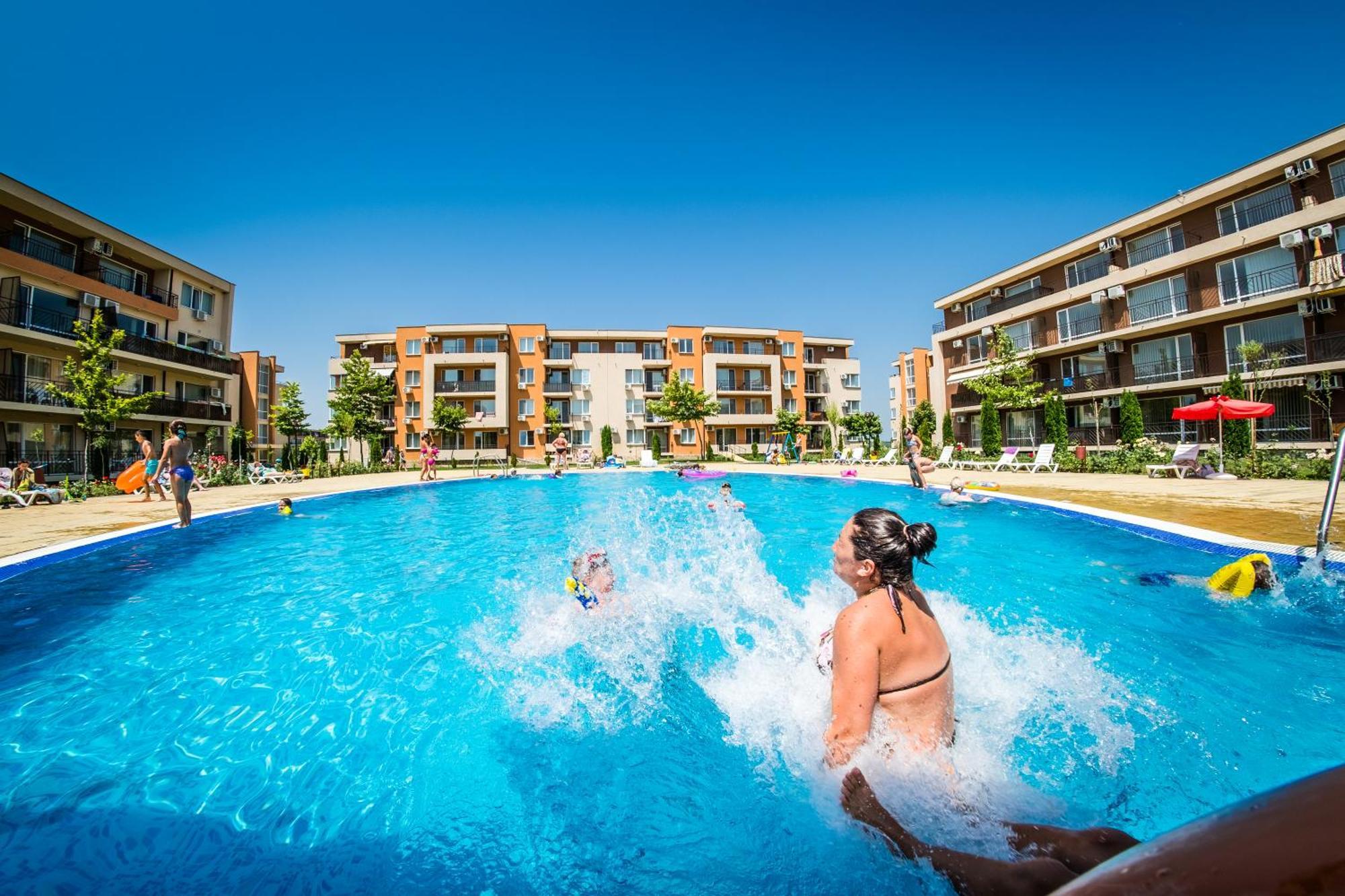 Holiday Garden Resort Sunny Beach Eksteriør billede